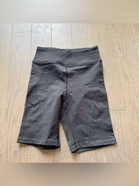 LULULEMON FOR THE CHILL BIKER SHORTS